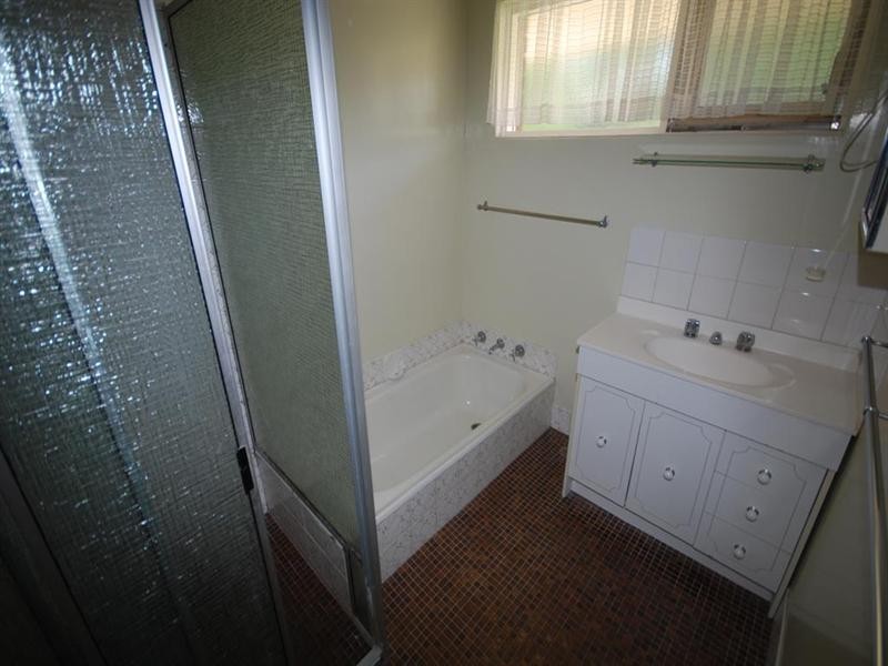 5 Clark Street, Narrogin WA 6312