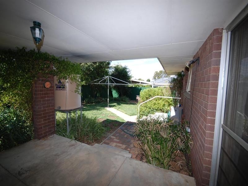 5 Clark Street, Narrogin WA 6312