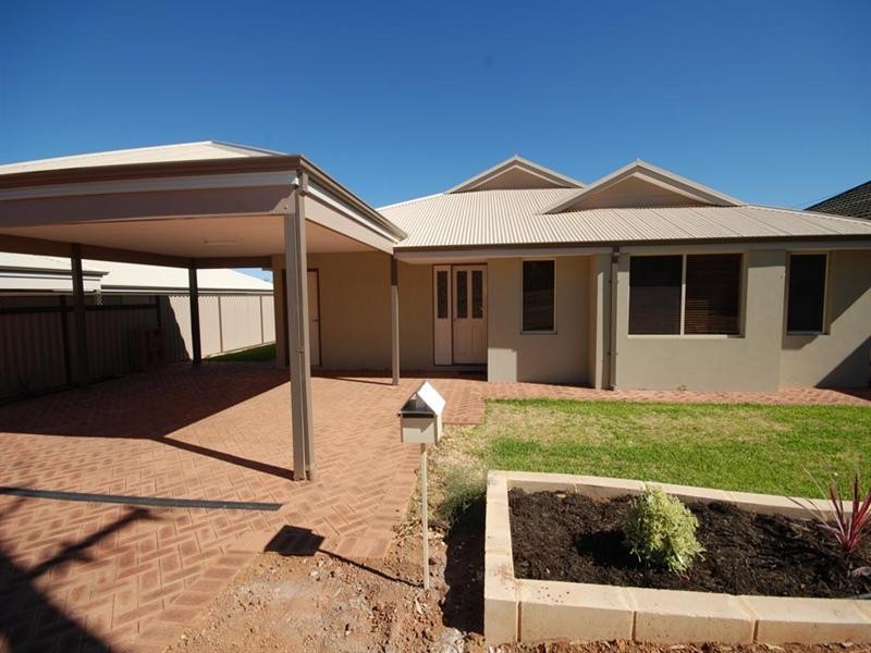 67 Falcon Street, Narrogin WA 6312