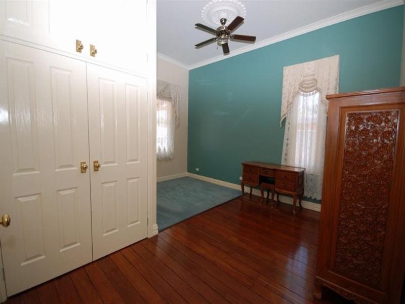 8 Falcon Street, Narrogin WA 6312