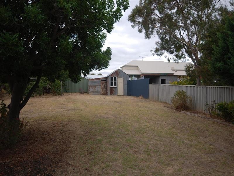 26 Falcon Street, Narrogin WA 6312