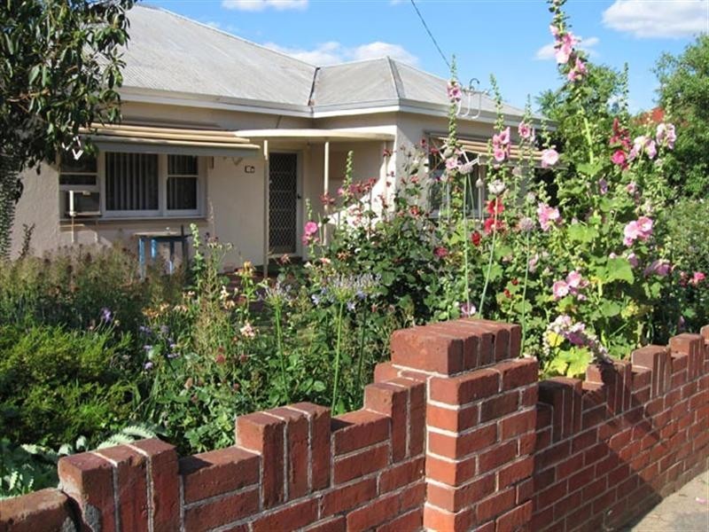 16a Furnival Street, Narrogin WA 6312