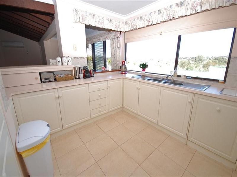 15 Narrakine Road, Narrogin WA 6312