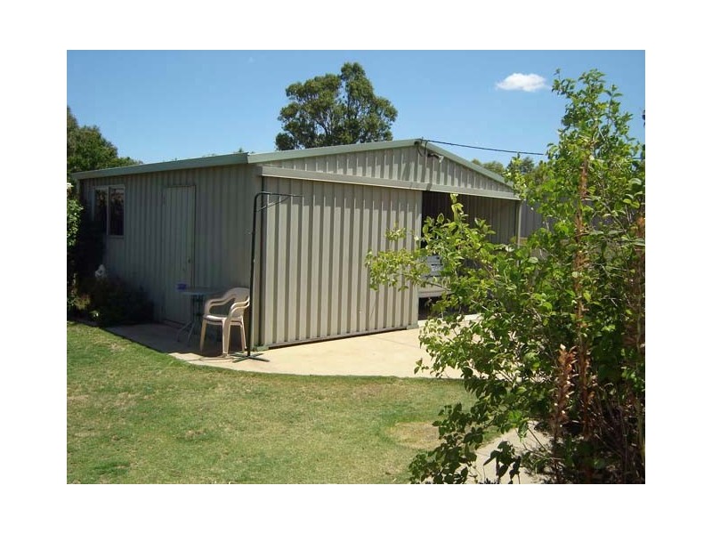 7 Dellar Street, Narrogin WA 6312