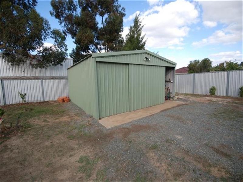 27 Clayton Road, Narrogin WA 6312