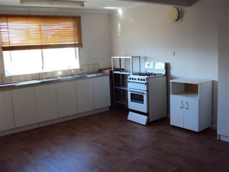 91 Narrakine Road, Narrogin WA 6312