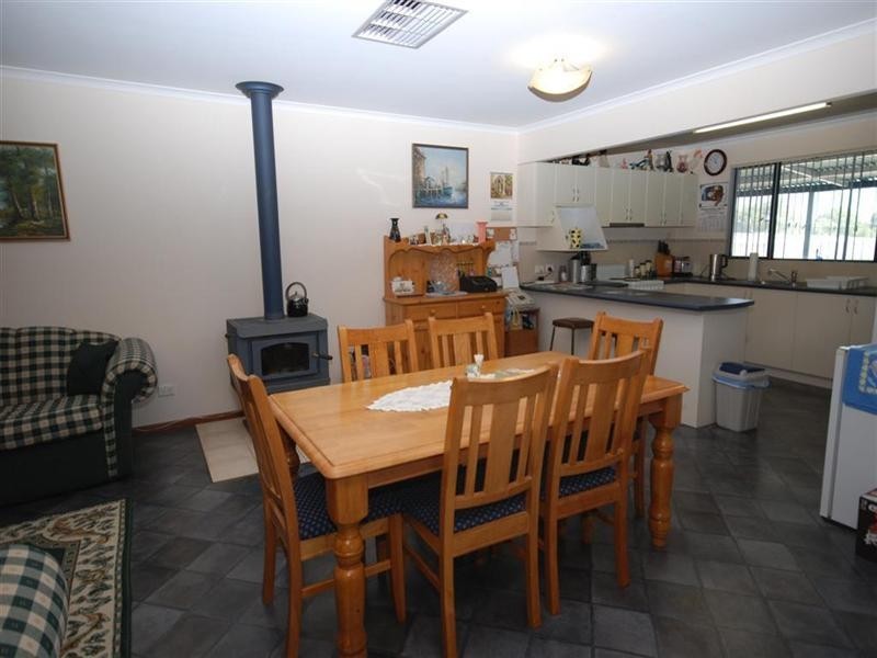 26 Curlew Way, Wickepin WA 6370