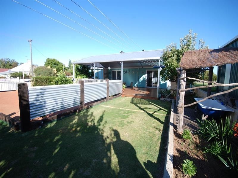 7 Butler Street, Narrogin WA 6312