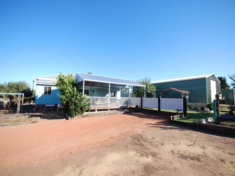 7 Butler Street, Narrogin WA 6312