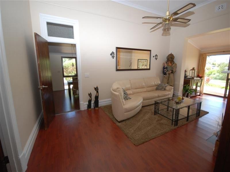 64 Doney Street, Narrogin WA 6312