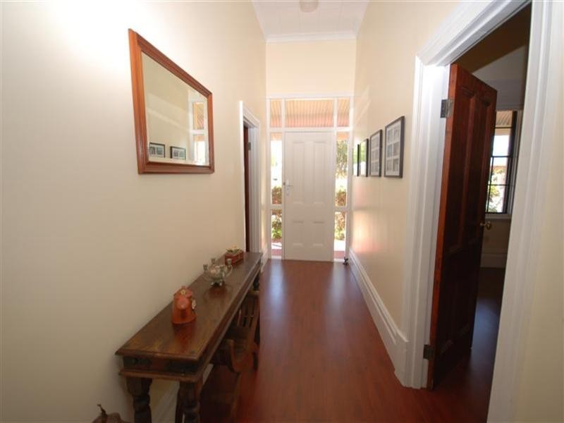 64 Doney Street, Narrogin WA 6312