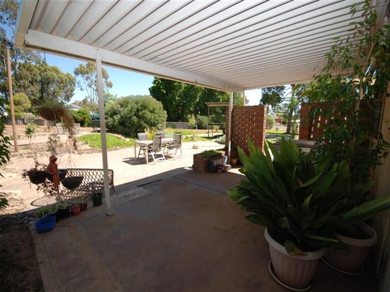 64 Doney Street, Narrogin WA 6312