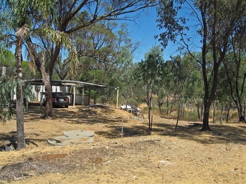 3 Codgatotine-Mooterdine Road, Wandering WA 6308