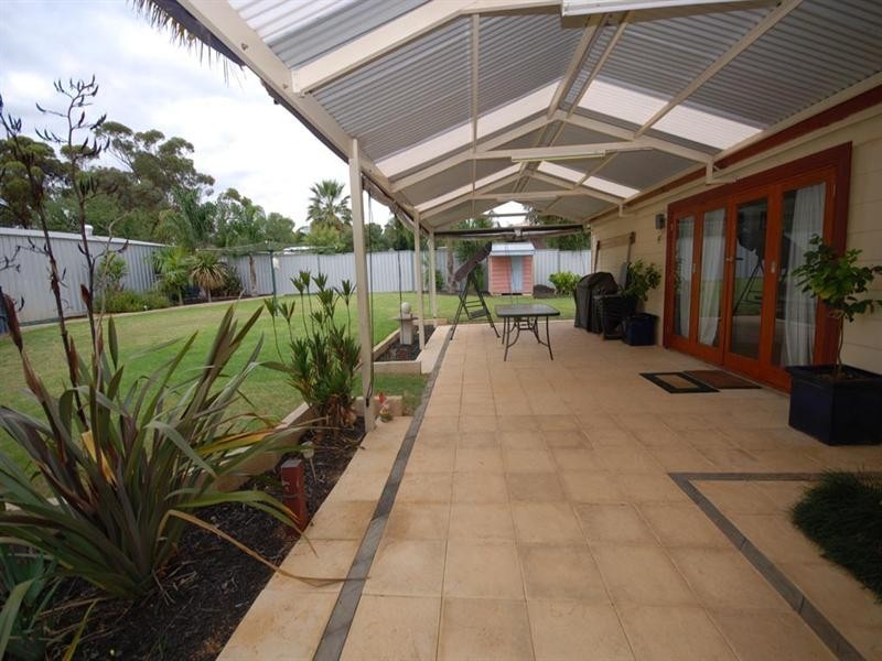 41 Hansard Street, Narrogin WA 6312