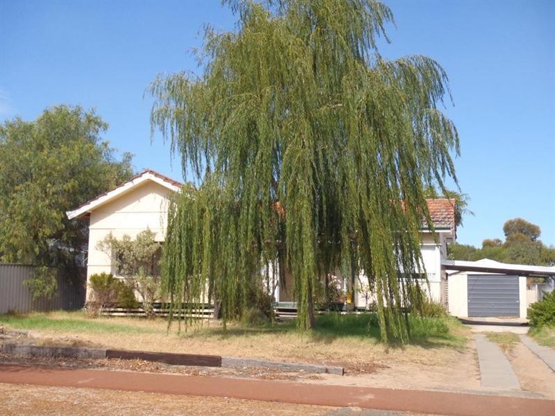 74 Bannister Street, Narrogin WA 6312