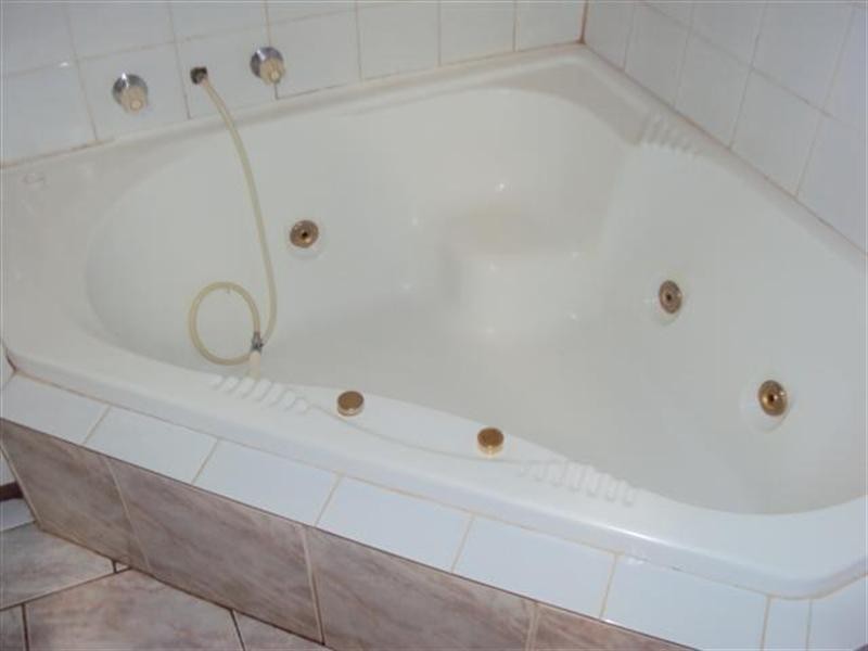 11 HALE Street, Narrogin WA 6312