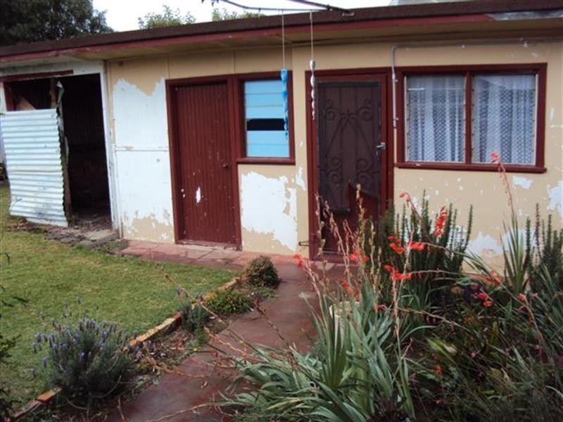 11 HALE Street, Narrogin WA 6312