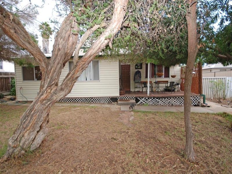 66 Forrest Street, Narrogin WA 6312