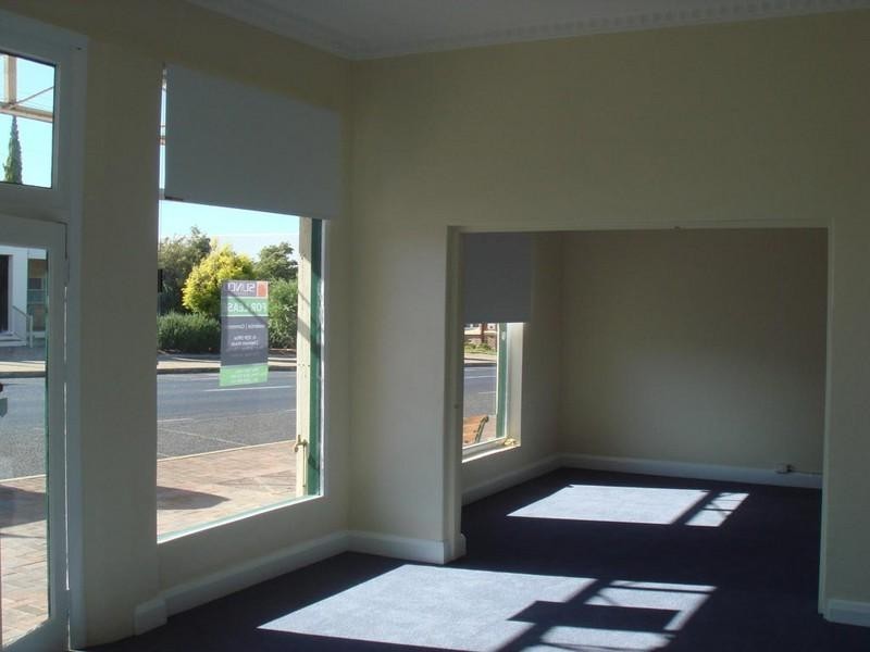 90 Albany Highway, Kojonup WA 6395