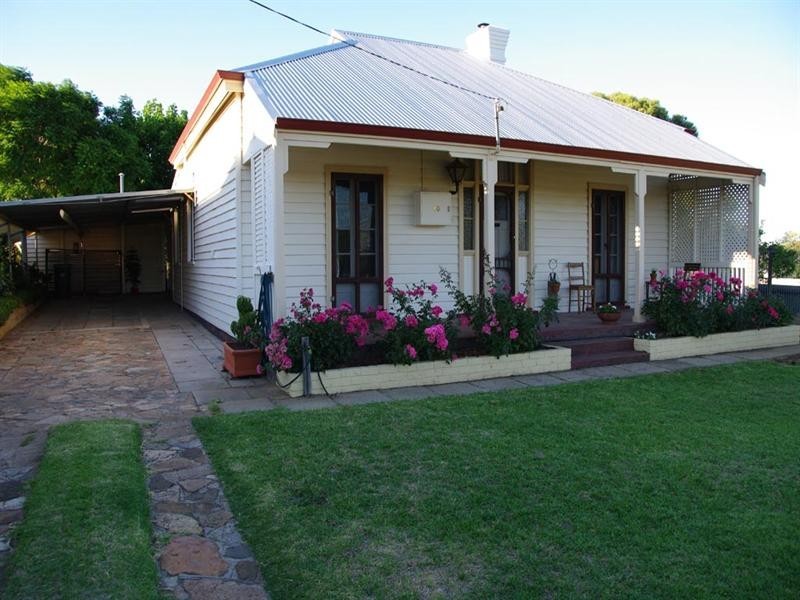 40 Furnival Street, Narrogin WA 6312