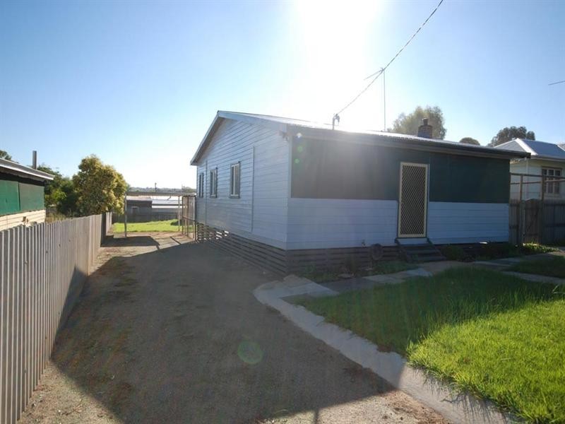 77 Fox Street, Narrogin WA 6312
