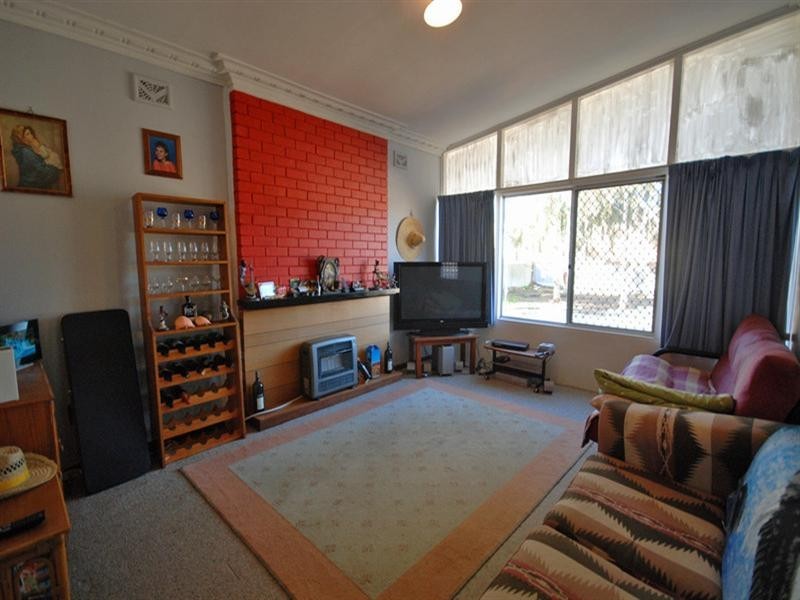 2 Northwood Street, Narrogin WA 6312