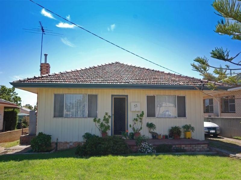 33 Doney Street, Narrogin WA 6312
