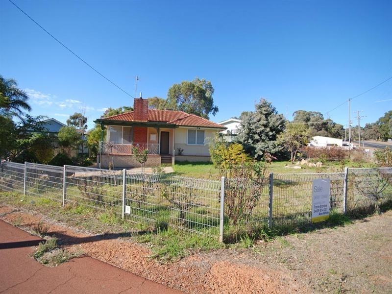 23 Ashworth Crescent, Narrogin WA 6312