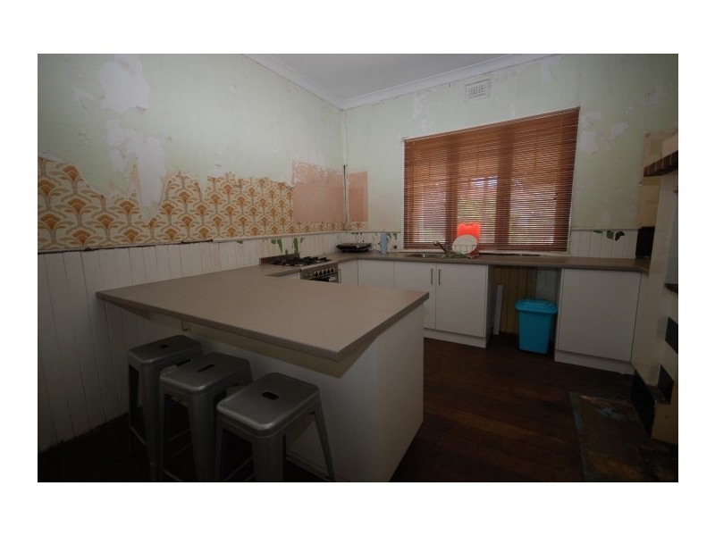 17 Felspar Street, Narrogin WA 6312