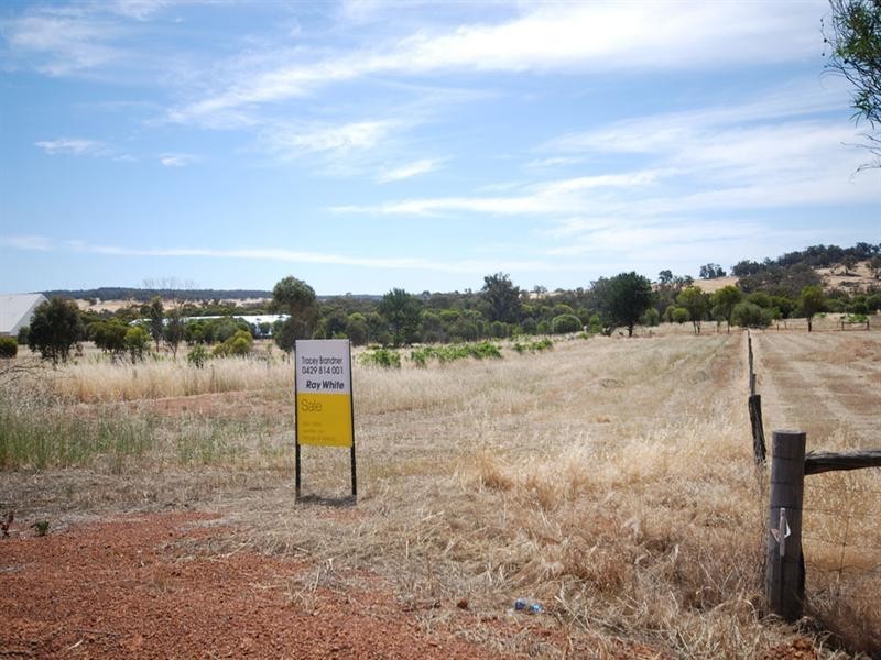 183 Narrogin Road, Williams WA 6391