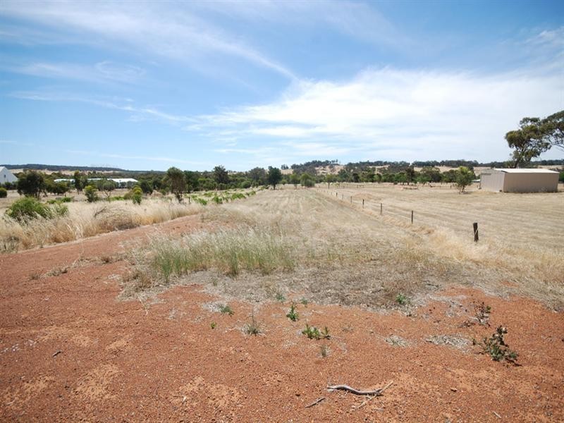 183 Narrogin Road, Williams WA 6391