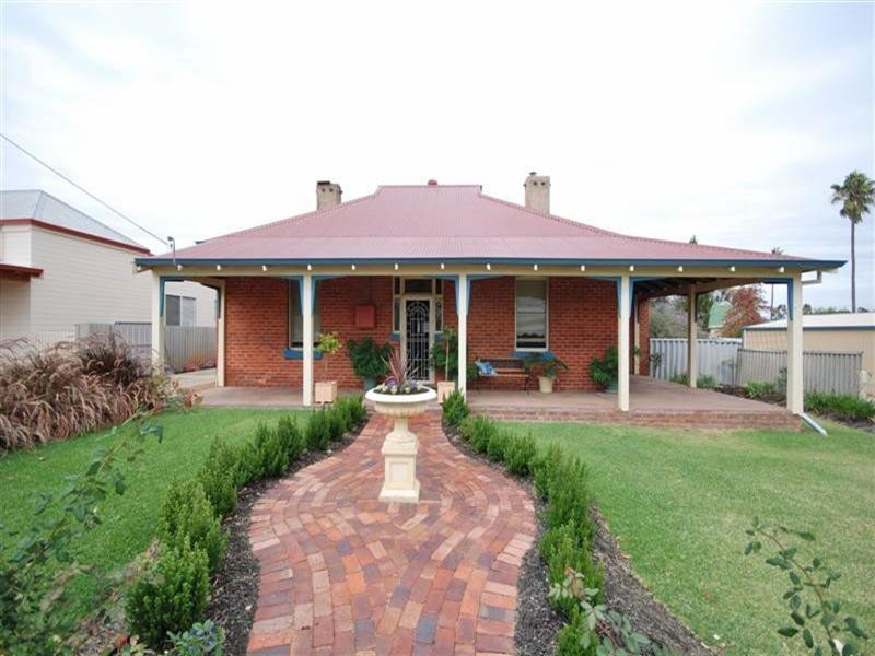 36 Doney Street, Narrogin WA 6312
