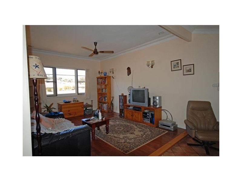 1 Forrest Street, Cuballing WA 6311