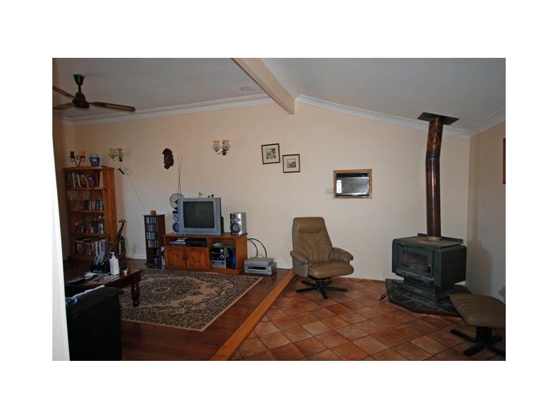 1 Forrest Street, Cuballing WA 6311