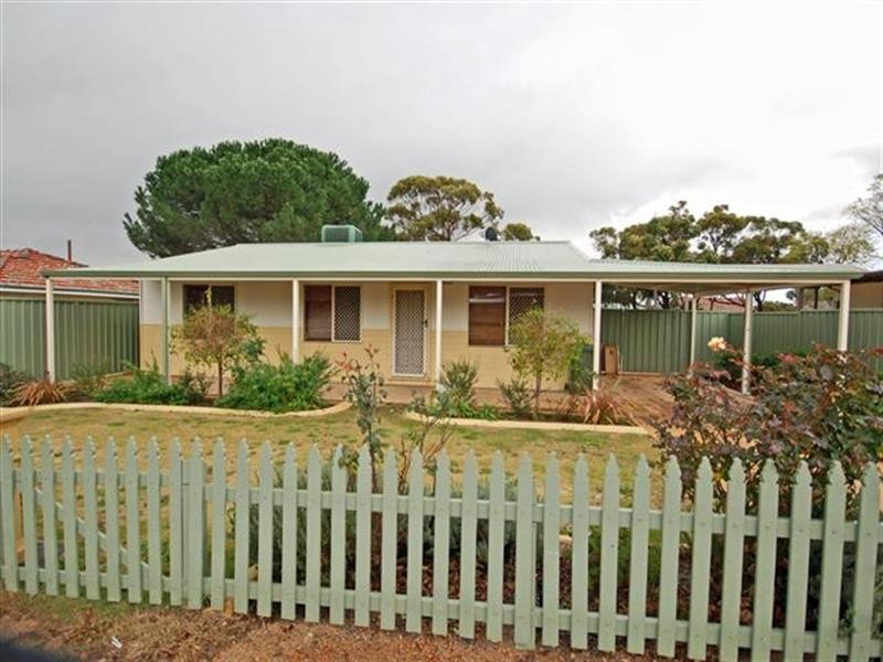 55 Fox Street, Narrogin WA 6312