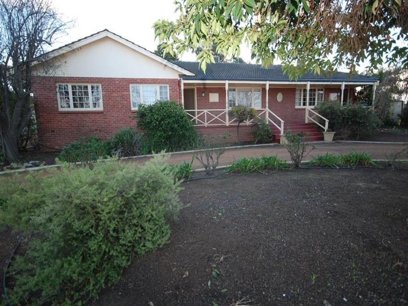 158 Federal Street, Narrogin WA 6312