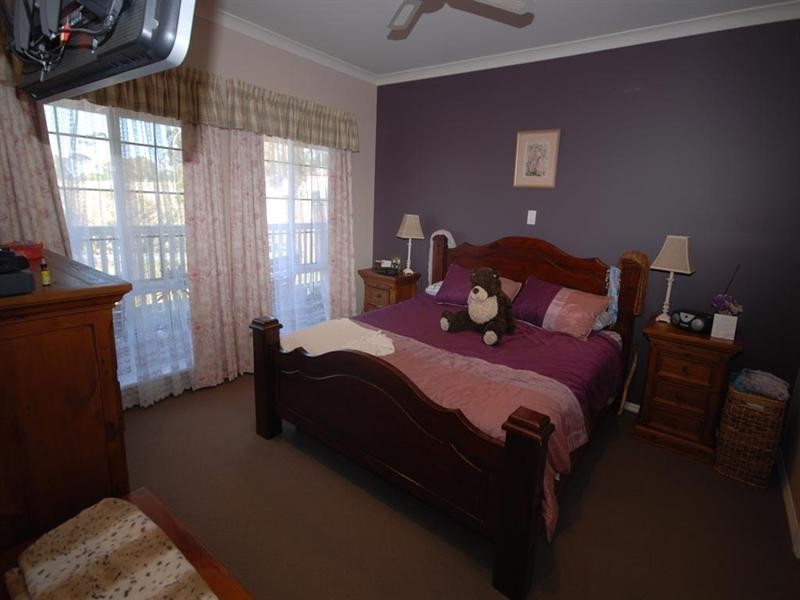 32 Curlew Way, Wickepin WA 6370