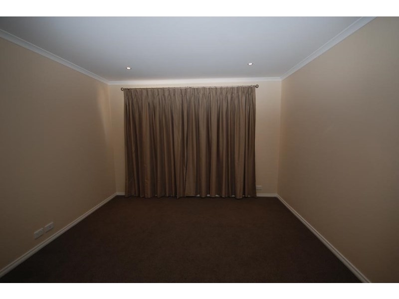 65 Falcon Street, Narrogin WA 6312