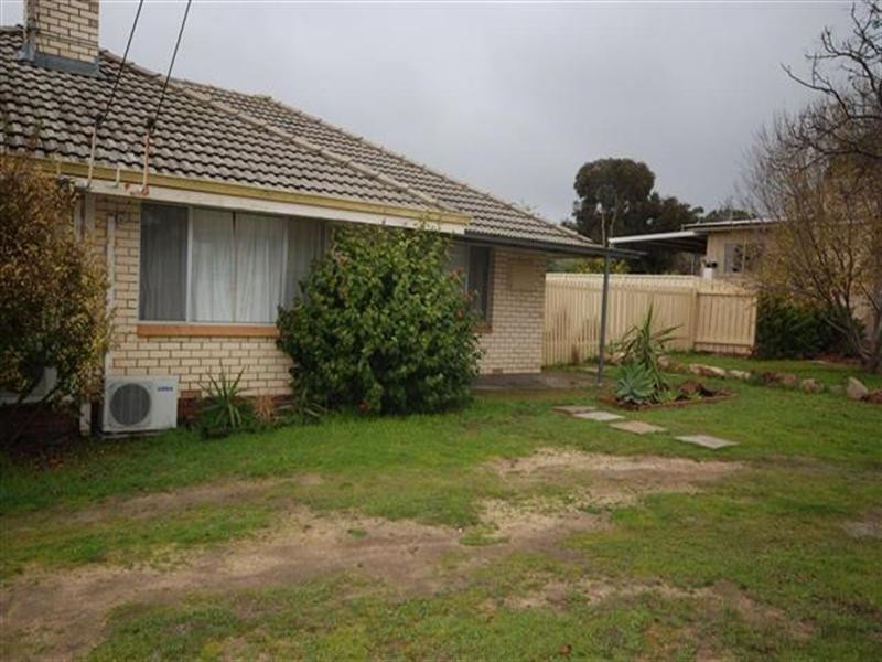 1B Sydney Hall Way, Narrogin WA 6312