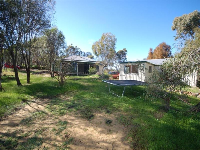 54 Carton Street, Cuballing WA 6311