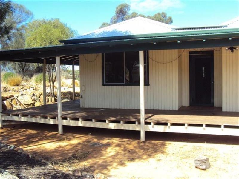 54 Carton Street, Cuballing WA 6311