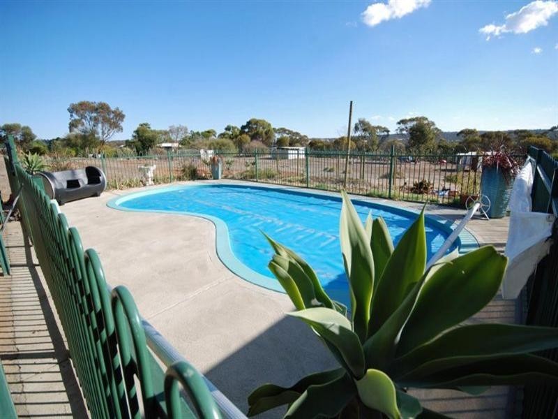 272 Bullara Street, Cuballing WA 6311