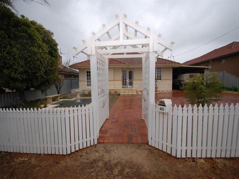 45 Grant Street, Narrogin WA 6312