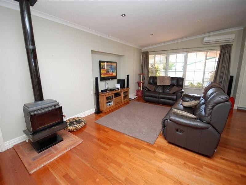 36 Furnival Street, Narrogin WA 6312