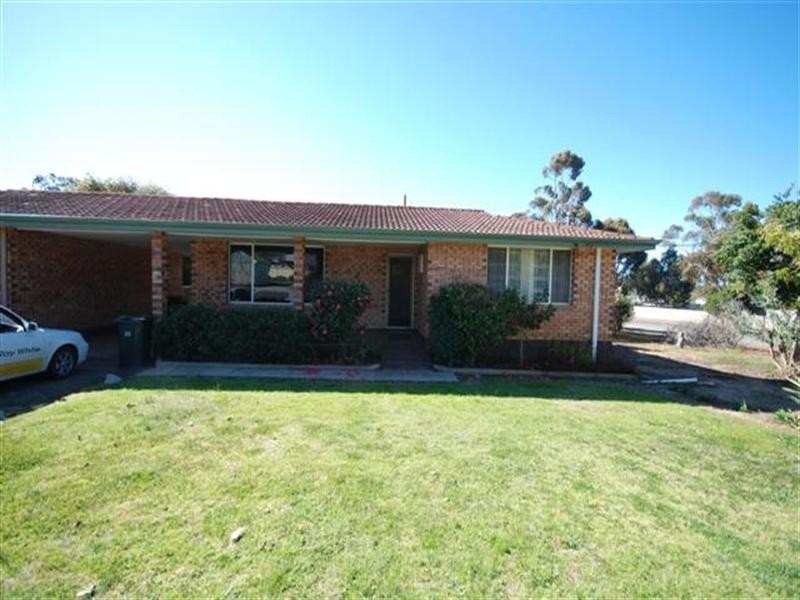 2A Lock Street, Narrogin WA 6312