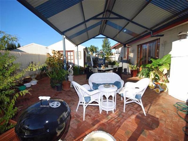 5 Burns Street, Narrogin WA 6312