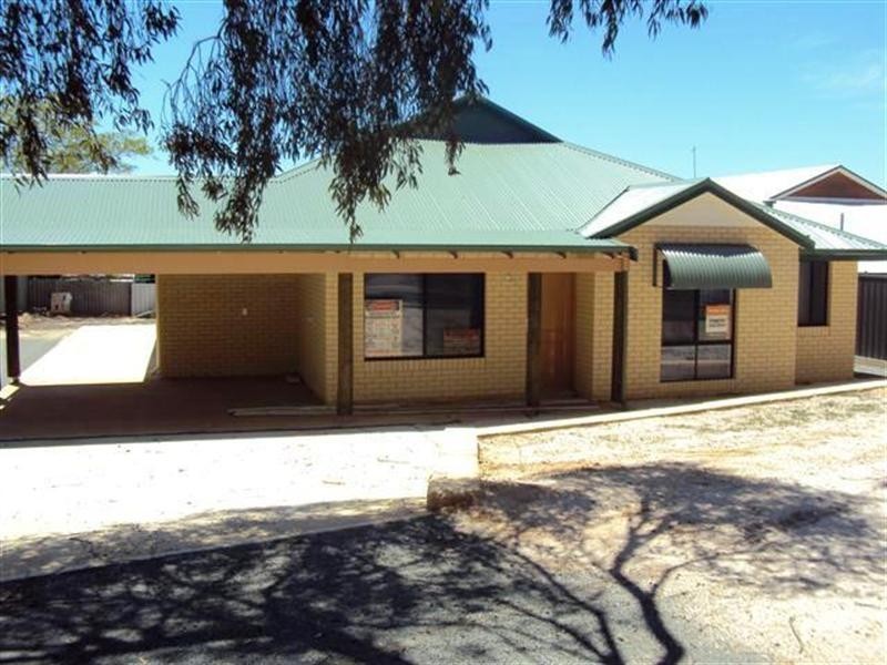 26 Sydney Hall Way, Narrogin WA 6312