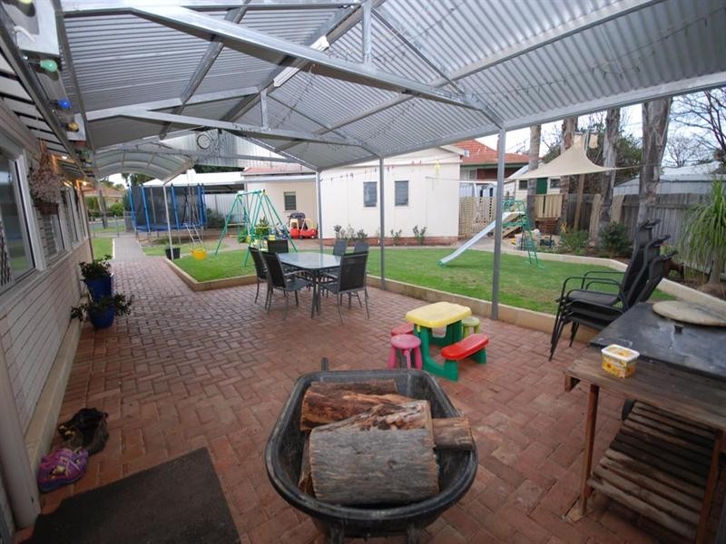 7 Burns Street, Narrogin WA 6312