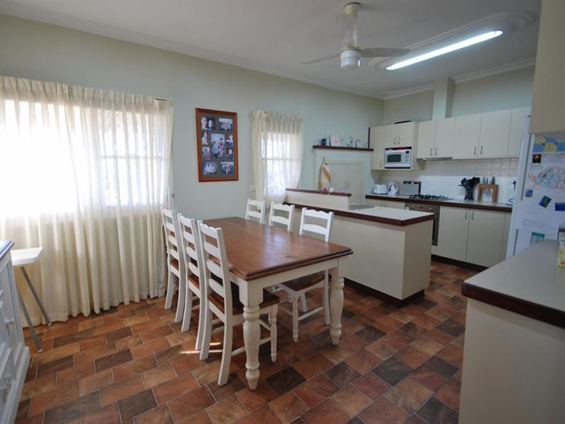 7 Burns Street, Narrogin WA 6312