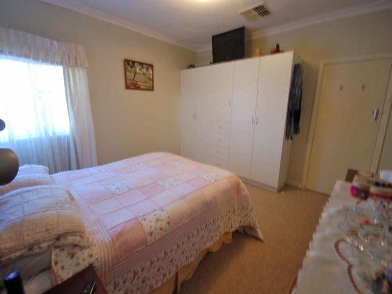 7 Burns Street, Narrogin WA 6312